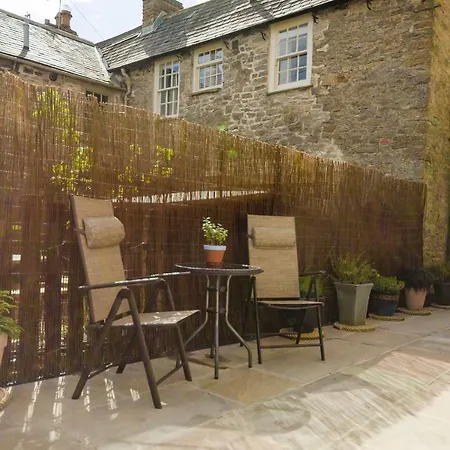 Pinfold House-3